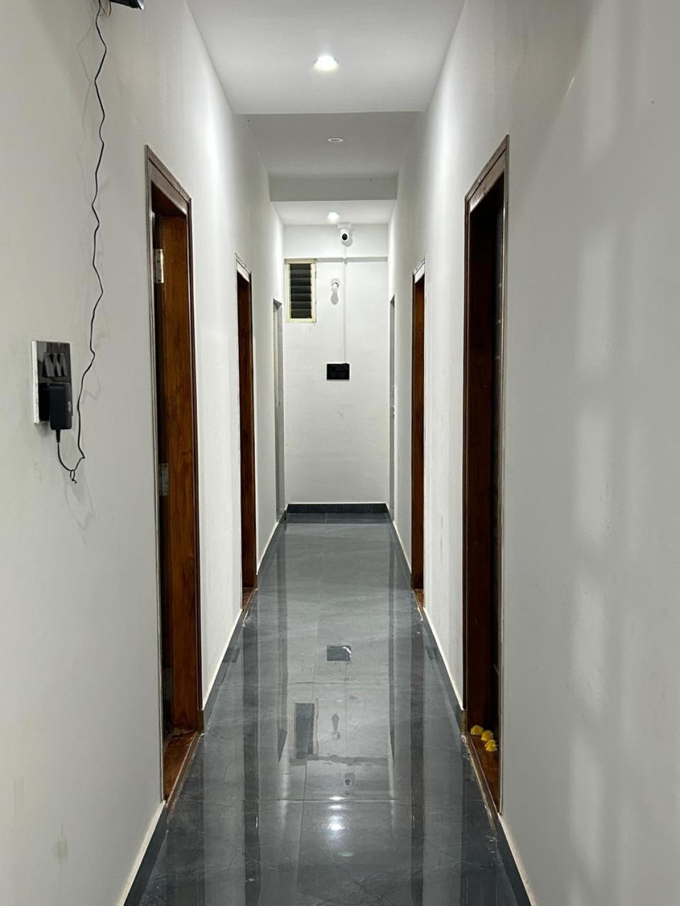 Travel Inn Mysore Vanivilasa Puram Екстериор снимка